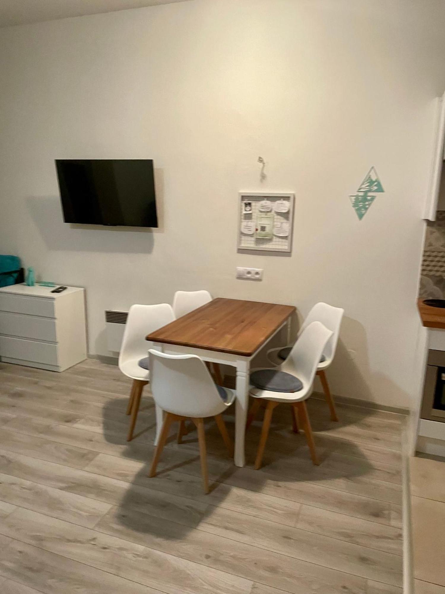 Apartman & Studio Tyrkys Spiezovec Dóval Kültér fotó